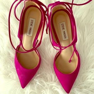 Awesome condition! Magenta Steve Madden heals